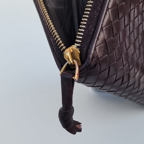 Bottega Veneta Round Long Wallet Intrecciato Dark Brown Leather Zippy Wallet! - Picture 11 of 16